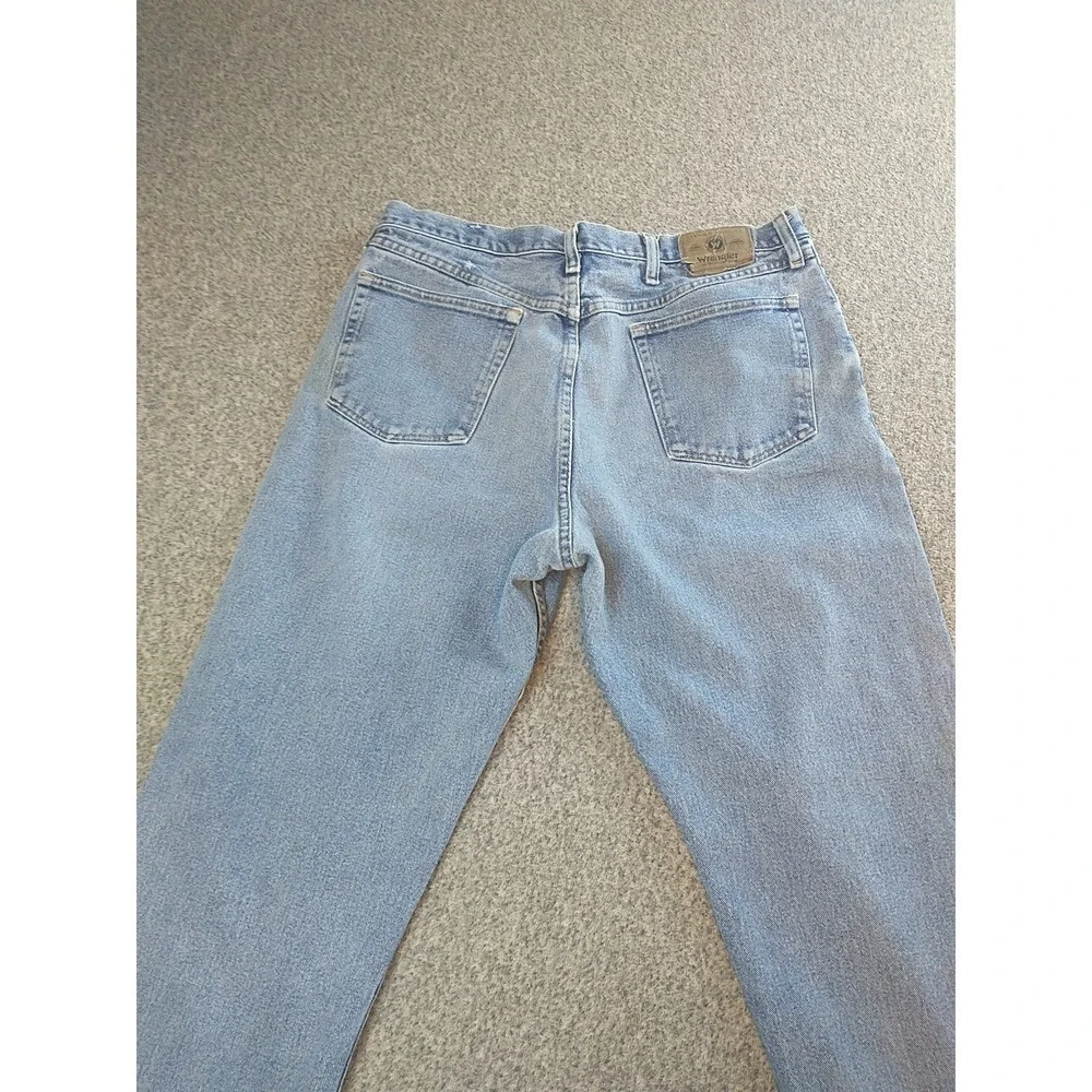 Wrangler 9760WDR Mens Light Wash Straight Leg Distressed Jeans 34x31 Blue Cotton